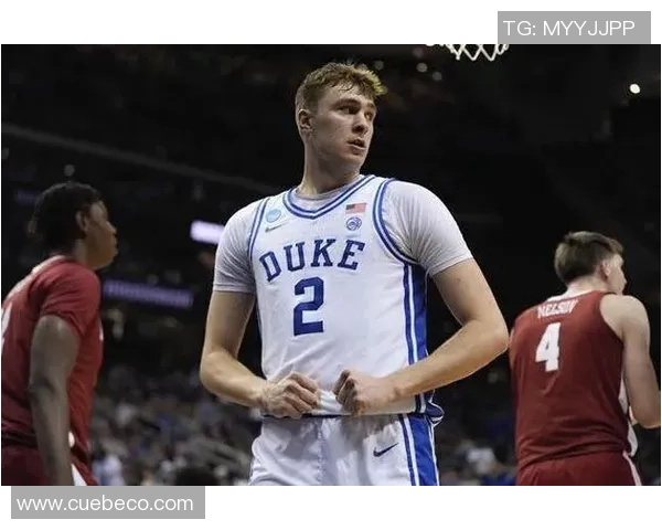 疯三八强战精彩回顾:弗拉格表现出色杜克晋级佛罗里达上演惊天逆转 疯三八强战精彩回顾:弗拉格表现出色杜克晋级佛罗里达上演惊天逆转